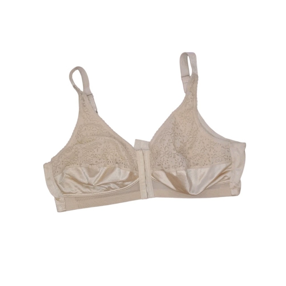 Jodee Surgical Bra Balanced Fit Beige Lace and Nylon 40C Style 185 Front Hooks